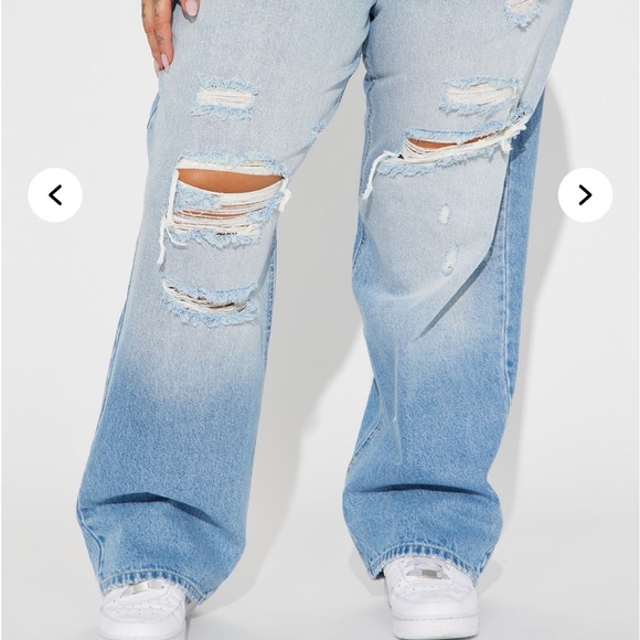 Fashion Nova 90’s Baggy Jeans - Picture 2 of 6